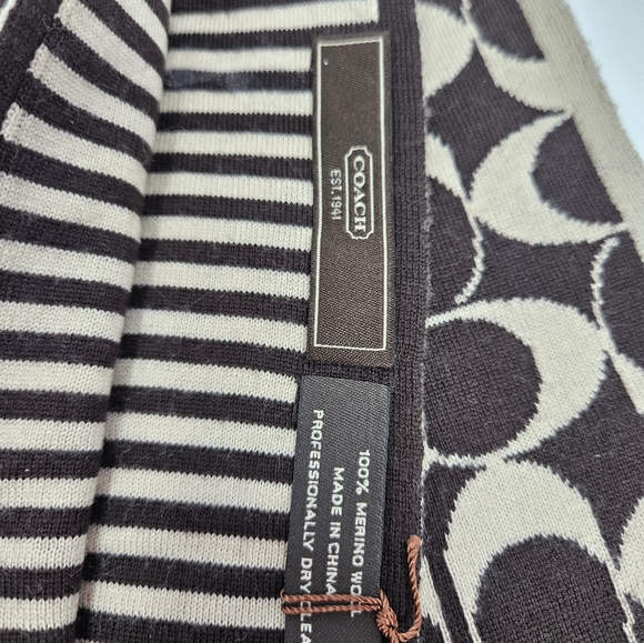Coach Merino Wool Scarf NWT - Picture 4 of 4